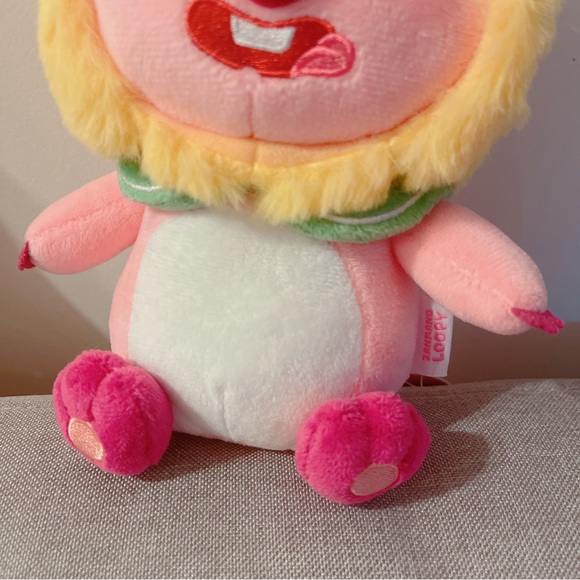 Loopy Pineapple Plushie - Picture 7 of 9